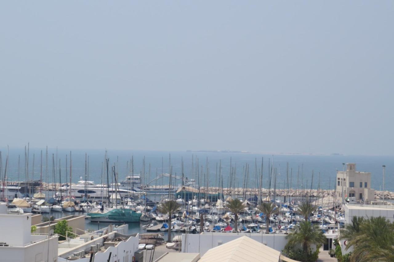 Beach Walk Hotel Jumeirah Дубай Экстерьер фото